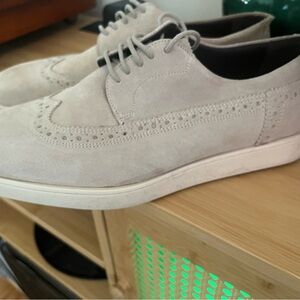 NEW Joseph Abboud Enea Taupe Suede Wingtip Oxfords Mens Shoes Size 9.5D